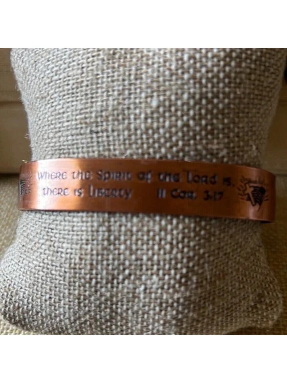 klitzner USA Solid Copper Cuff Bracelet 2 Cor. 3:17 vintage apps. 3” across